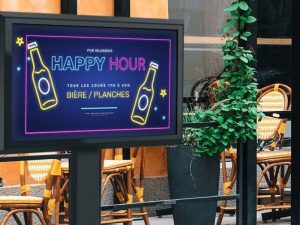 Écran de communication outdoor pour un projet d'affichage dynamique dans un bar, tableaux de menus numériques