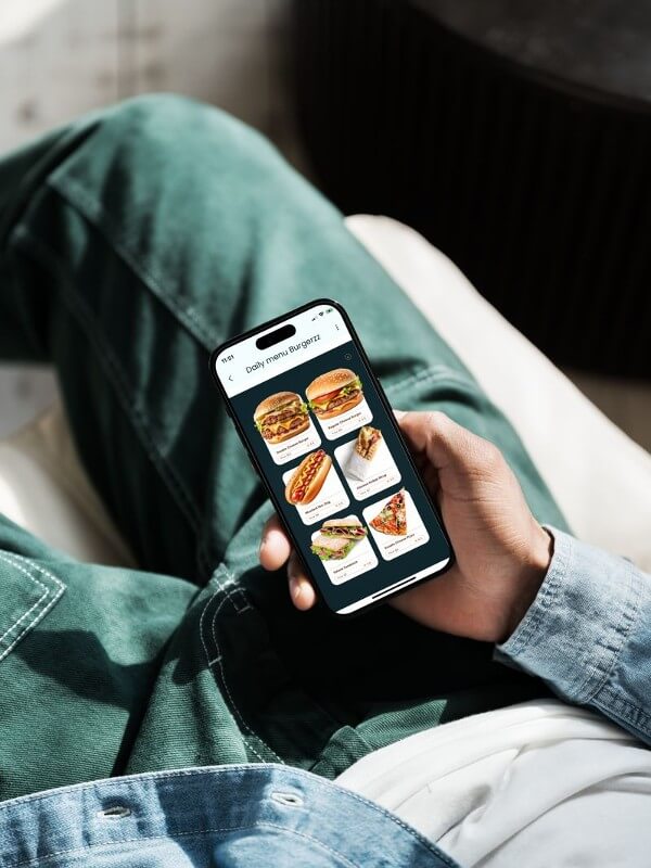 Application menu QR code et notification push pour restaurant, café et food trucks